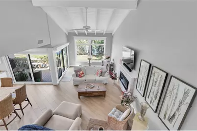 5559 Escondida Boulevard S, Saint Petersburg, FL 33715 - Photo 9