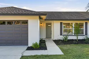 389 Arbor Dr W, Palm Harbor, FL 34683 - Photo 3