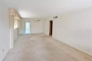 1220 57th St N, Saint Petersburg, FL 33710 - Photo 5