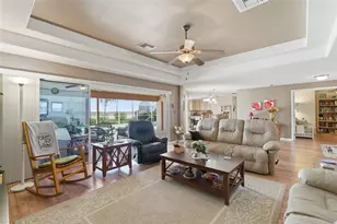 3527 SE 22nd Pl, Cape Coral, FL 33904 - Photo 9