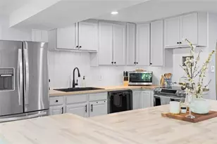 7095 111th St, Seminole, FL 33772 - Photo 13