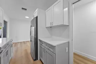 5739 Dartmouth Ave N, Saint Petersburg, FL 33710 - Photo 13