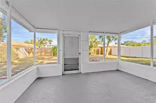 5739 Dartmouth Ave N, Saint Petersburg, FL 33710 - Photo 25