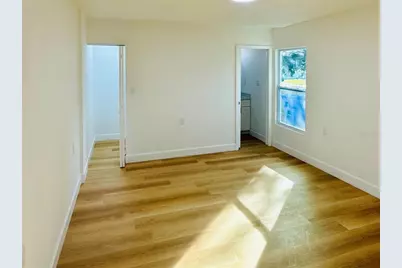 5739 Dartmouth Avenue N, Saint Petersburg, FL 33710 - Photo 17