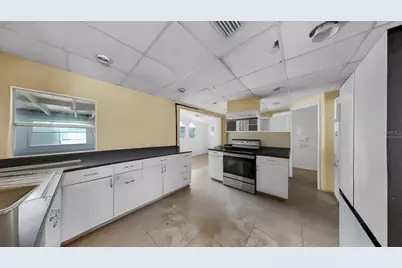 601 8th Court SE, Ruskin, FL 33570 - Photo 13