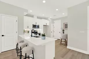 7765 93rd St N, Seminole, FL 33777 - Photo 3