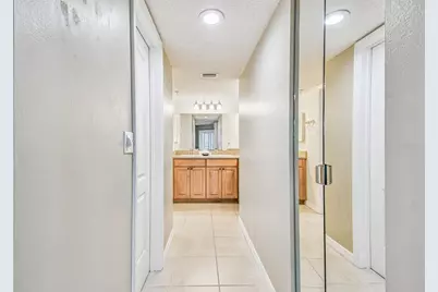 18400 Gulf Boulevard #1301, Indian Shores, FL 33785 - Photo 19