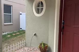 8521 Quarter Horse Dr, Riverview, FL 33578 - Photo 3