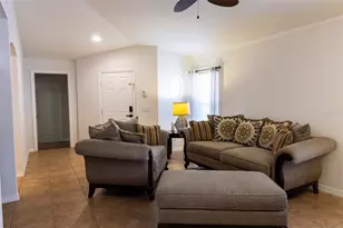 8521 Quarter Horse Dr, Riverview, FL 33578 - Photo 11