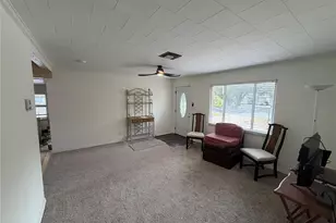 425 40th Ave NE, Saint Petersburg, FL 33703 - Photo 15