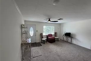 425 40th Ave NE, Saint Petersburg, FL 33703 - Photo 13