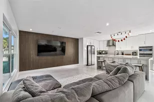 7204 Branchwood Ct, Tampa, FL 33615 - Photo 13