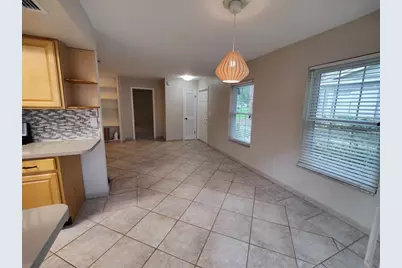 6214 Dewdrop Way #6214, Temple Terrace, FL 33617 - Photo 9