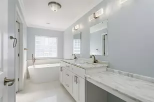 5803 S 3rd St, Tampa, FL 33611 - Photo 27