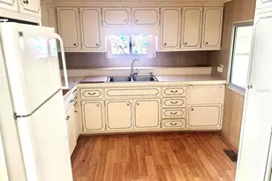 2000 E Bay Dr, Largo, FL 33771 - Photo 3