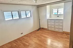 2000 E Bay Dr, Largo, FL 33771 - Photo 5