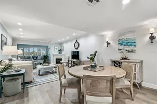 8 Glencoe Pl, Dunedin, FL 34698 - Photo 13