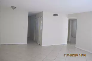 12405 Orange Blossom Oak Pl, Tampa, FL 33612 - Photo 5