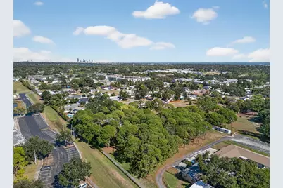 2001 62nd Avenue S, Saint Petersburg, FL 33712 - Photo 7