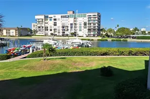 7907 Sailboat Key Blvd S, South Pasadena, FL 33707 - Photo 5