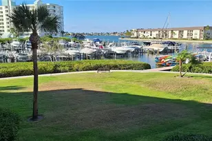 7907 Sailboat Key Blvd S, South Pasadena, FL 33707 - Photo 9