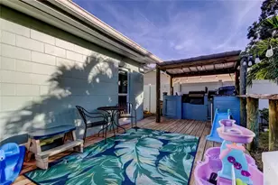 10608 Oakhaven Dr, Pinellas Park, FL 33782 - Photo 21