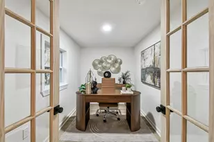 3320 W Villa Rosa St, Tampa, FL 33611 - Photo 9