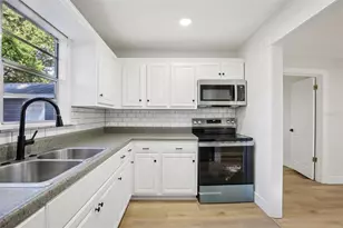5808 N 17th St, Tampa, FL 33610 - Photo 13