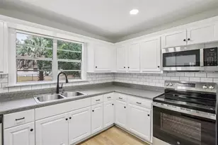 5808 N 17th St, Tampa, FL 33610 - Photo 3
