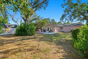 940 Orangeview Dr, Largo, FL 33778 - Photo 37
