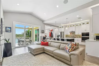 17 Franklin Court S #C, Saint Petersburg, FL 33711 - Photo 5