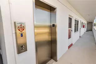 5728 14th Ave N, Saint Petersburg, FL 33710 - Photo 5