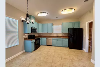 165 Alexander Woods Drive, Plant City, FL 33563 - Photo 5