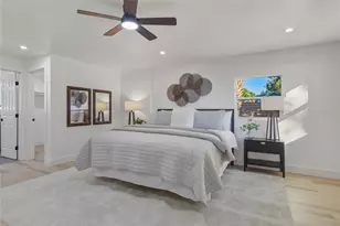 542 64th St S, Saint Petersburg, FL 33707 - Photo 29
