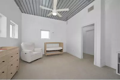 10206 4th Street E, Treasure Island, FL 33706 - Photo 31