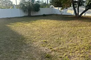 3599 66th Way N, Saint Petersburg, FL 33710 - Photo 9
