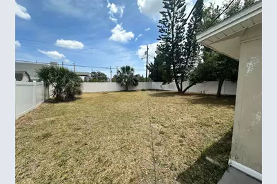 3599 66th Way N, Saint Petersburg, FL 33710 - Photo 5