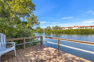 4580 Overlook Dr NE, Saint Petersburg, FL 33703 - Photo 3