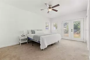 911 W Candlewood Ave, Tampa, FL 33603 - Photo 17