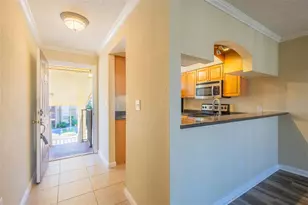 10199 Sailwinds Blvd S, Largo, FL 33773 - Photo 3