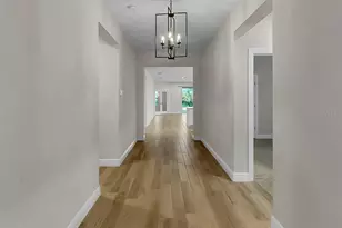 5524 Del Coronado Dr, Apollo Beach, FL 33572 - Photo 5
