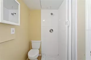 364 Barlow Ln, Largo, FL 33770 - Photo 29