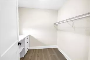 4891 Venetian Blvd NE, Saint Petersburg, FL 33703 - Photo 17