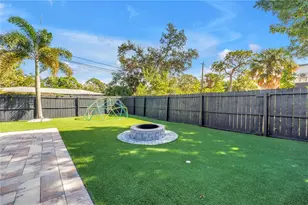 4891 Venetian Blvd NE, Saint Petersburg, FL 33703 - Photo 33