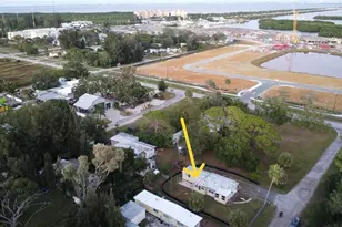 1331 Mentone Dr NE, Saint Petersburg, FL 33702 - Photo 17