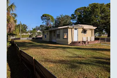 1331 Mentone Drive NE, Saint Petersburg, FL 33702 - Photo 19