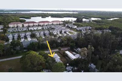 1331 Mentone Drive NE, Saint Petersburg, FL 33702 - Photo 5