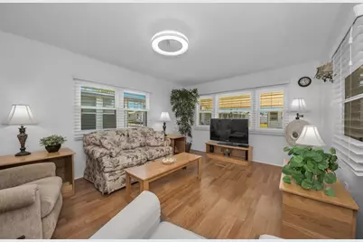 46 Drury Lane, Tarpon Springs, FL 34689 - Photo 7