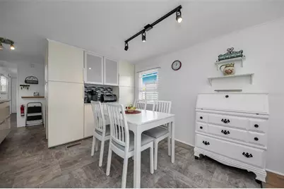 46 Drury Lane, Tarpon Springs, FL 34689 - Photo 23