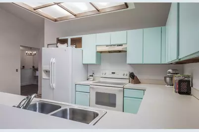 516 Rapid Falls Drive, Brandon, FL 33511 - Photo 9